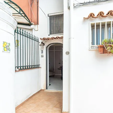 Apartment Beautiful In Raito With Wifi *