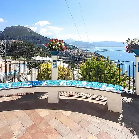 Beautiful In Raito With Wifi Apartment