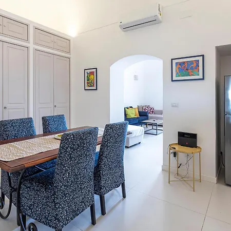 Beautiful In Raito With Wifi Apartment Albori